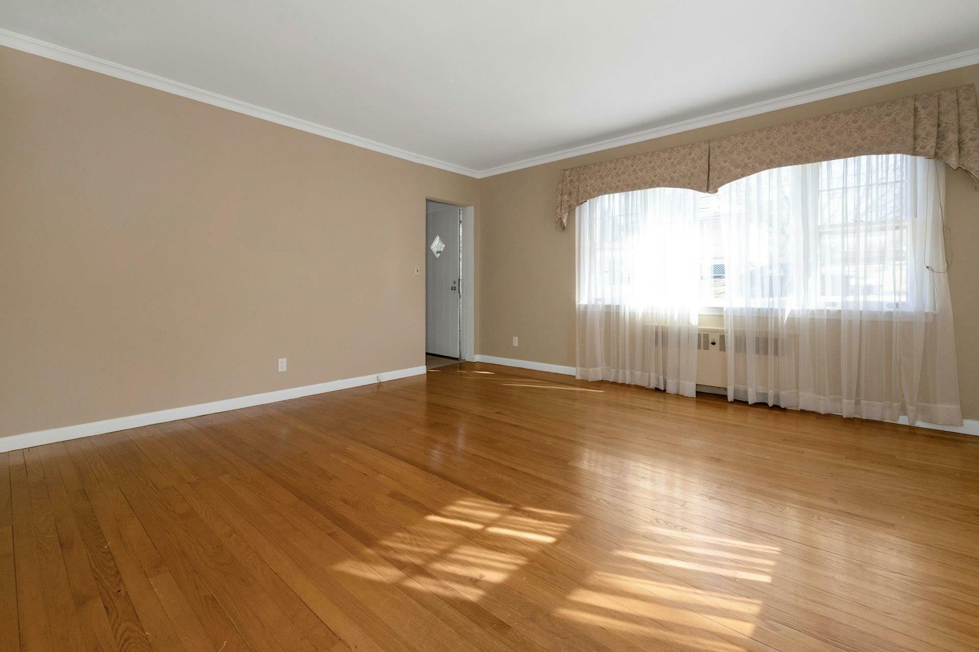 Property Photo:  231 Sherman Avenue  NY 10532 