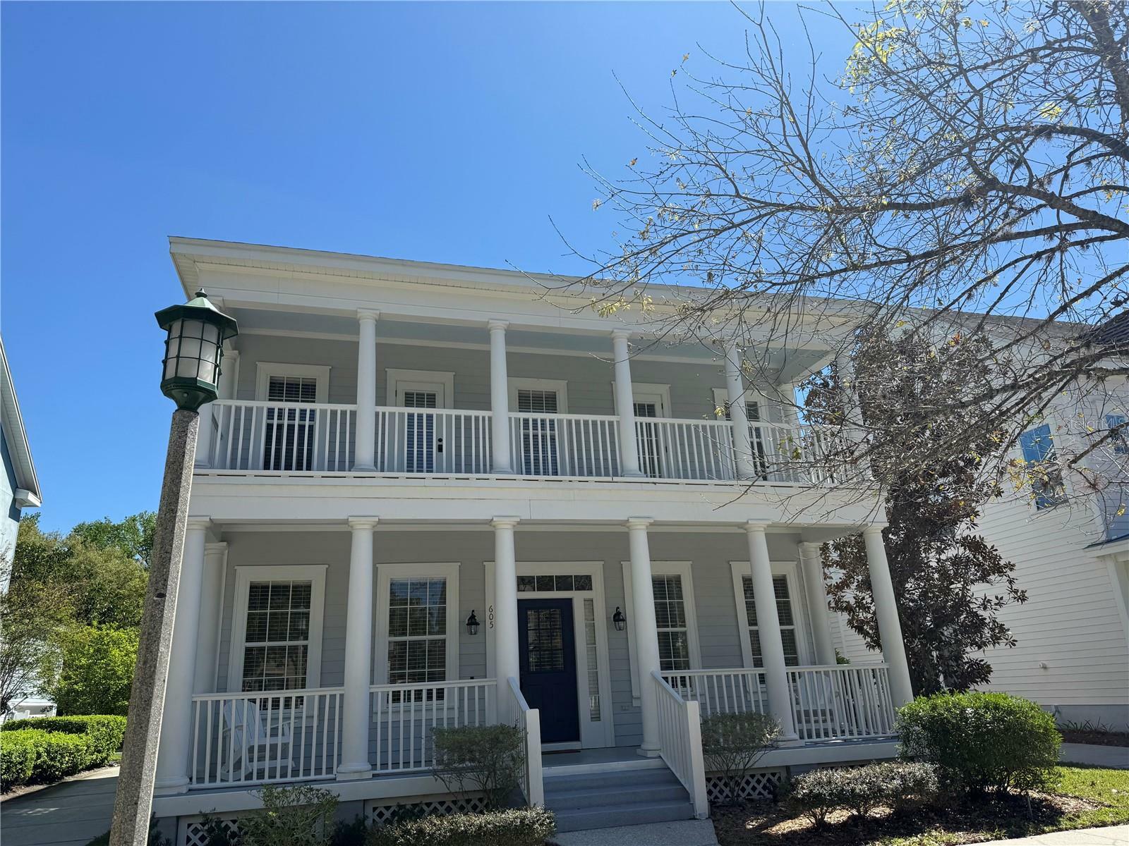 Property Photo: 605 Canne Place FL 34747