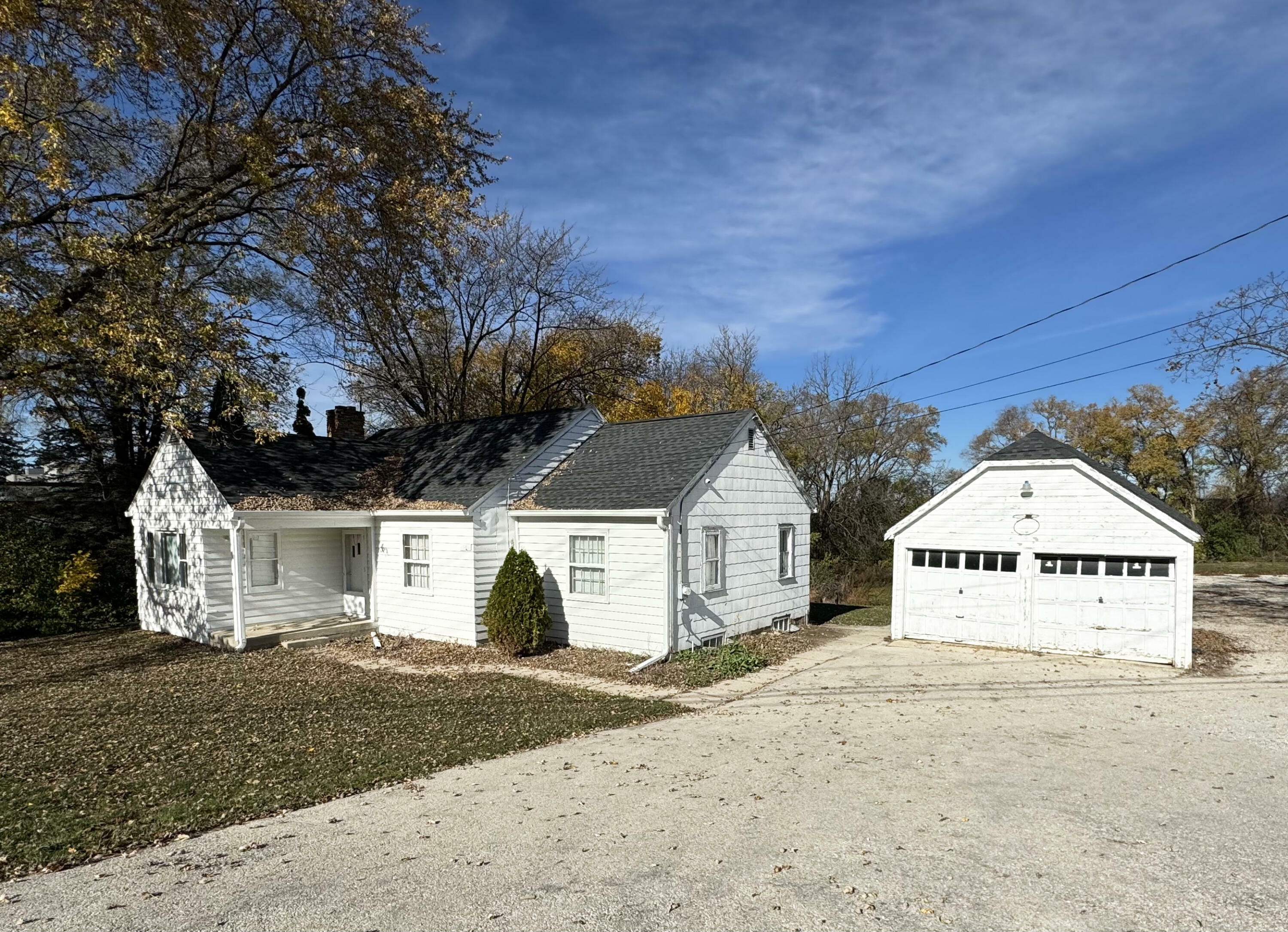 1806 E Main St  Waukesha WI 53186 photo
