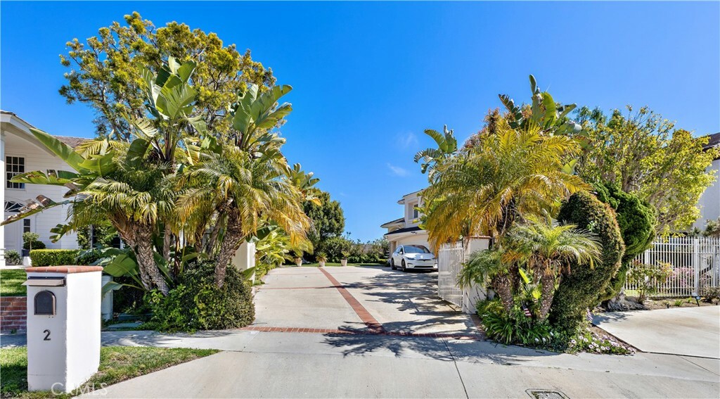 Property Photo:  2 Drakes Bay Drive  CA 92625 