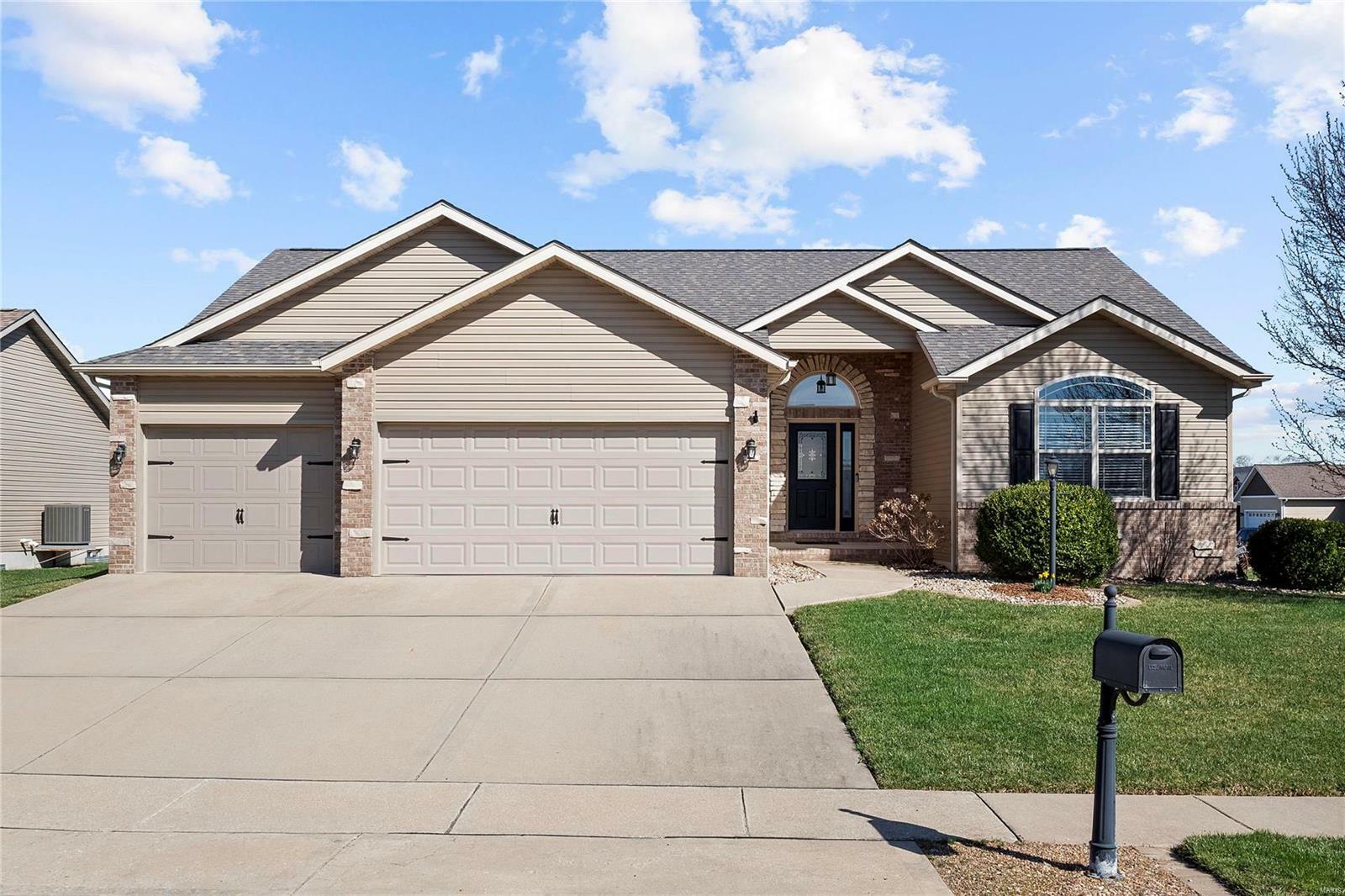 3100 Birmingham Drive  Glen Carbon IL 62034 photo