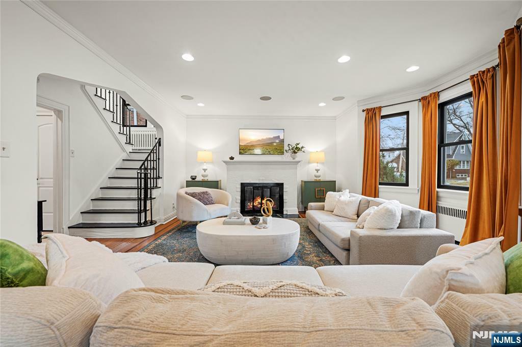 31 Burroughs Way  Maplewood NJ 07040 photo