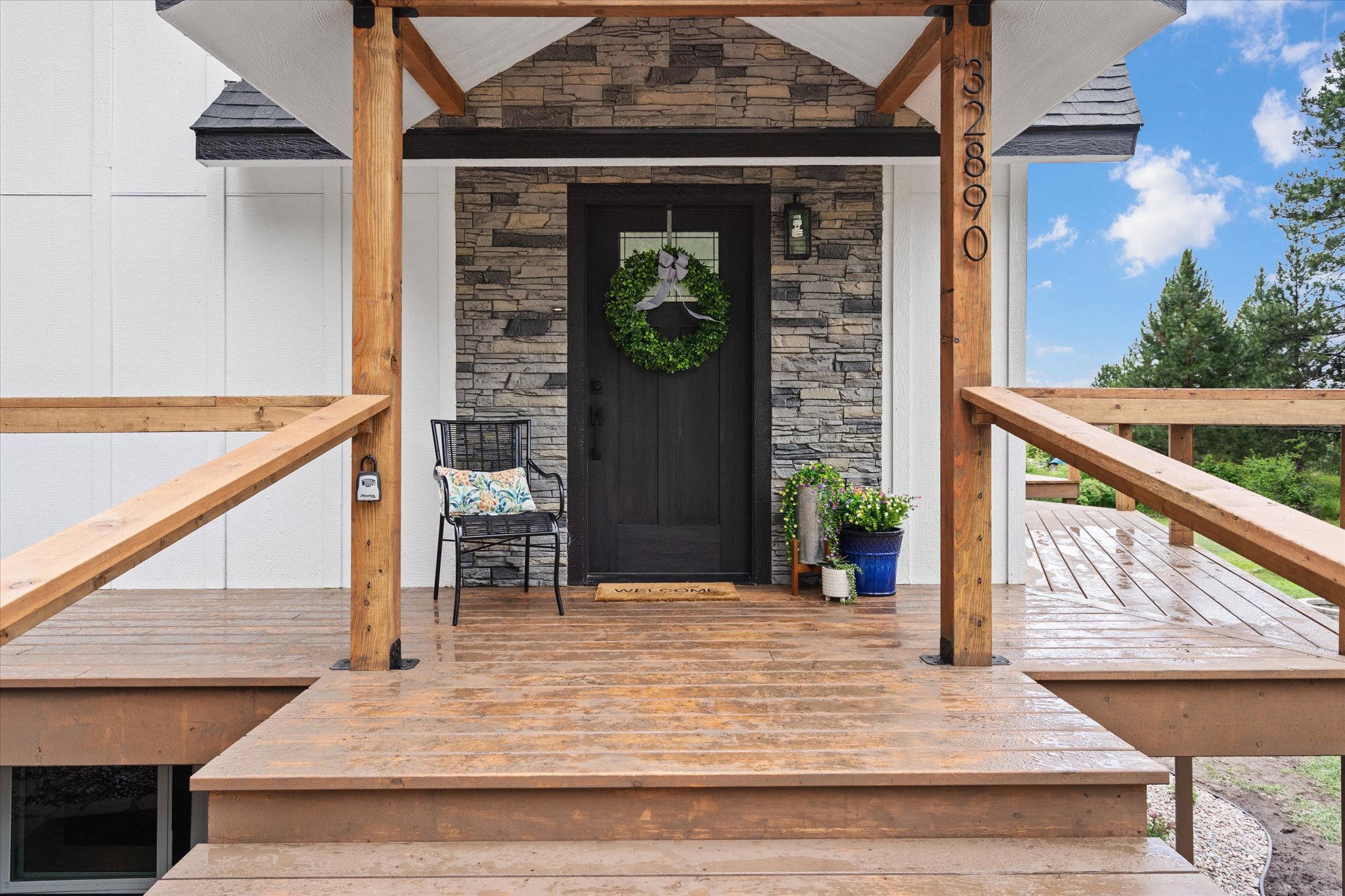 Property Photo: 32890 Hellroaring Lane MT 59860