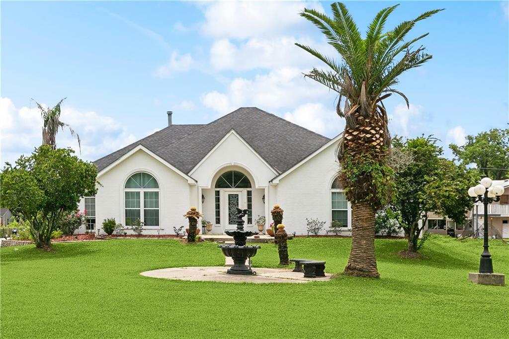 Property Photo: 5227 Shady Park Drive LA 70072