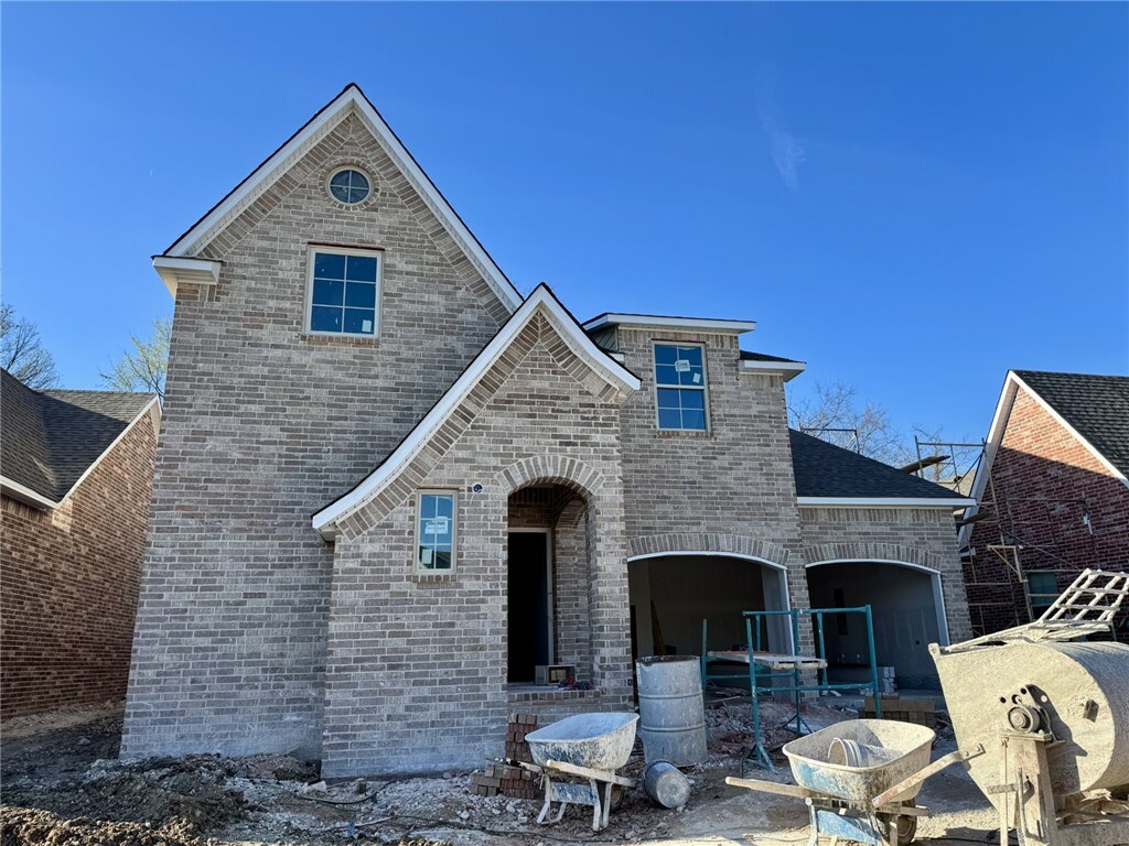 Property Photo: 114 N Hawkstone Drive AR 72704