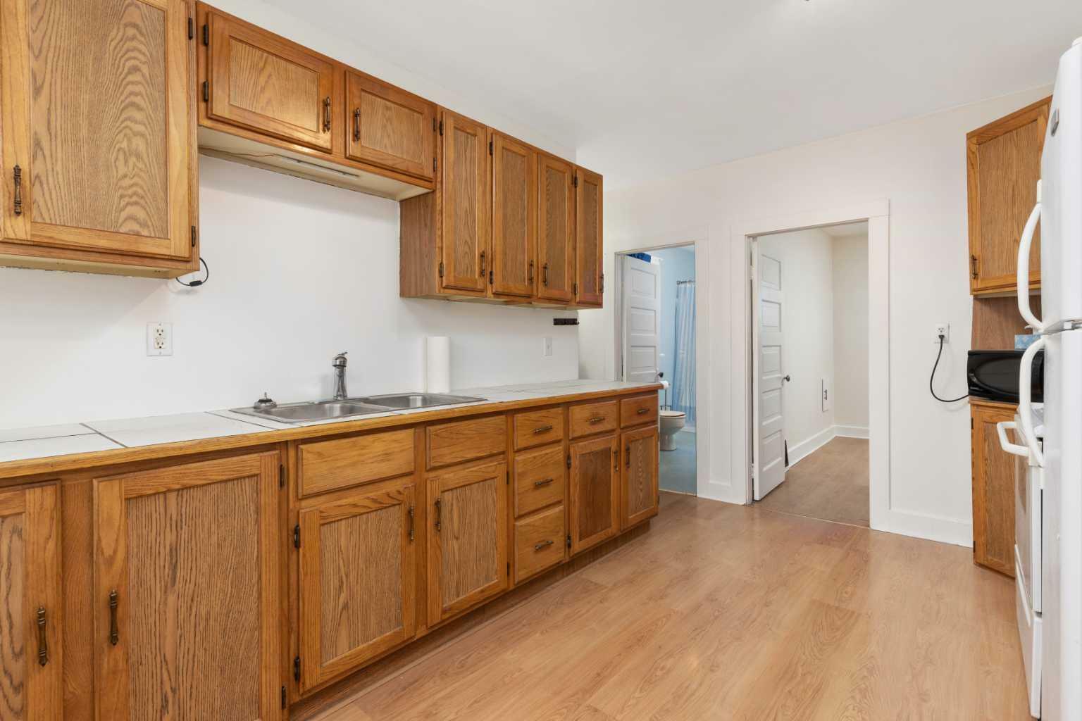 Property Photo: 5016 49 Avenue AB T0B 1N0