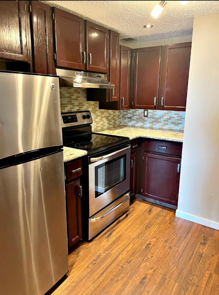 Photo de la propriété: 511 56 Avenue SW 405 AB T2V 0G6