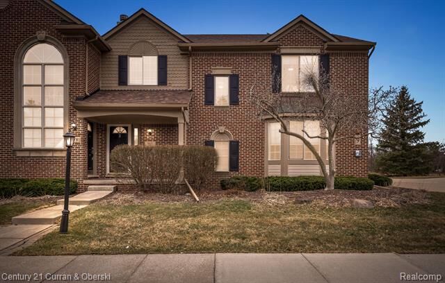 Property Photo: 352 Sheffield Court 18 MI 48188