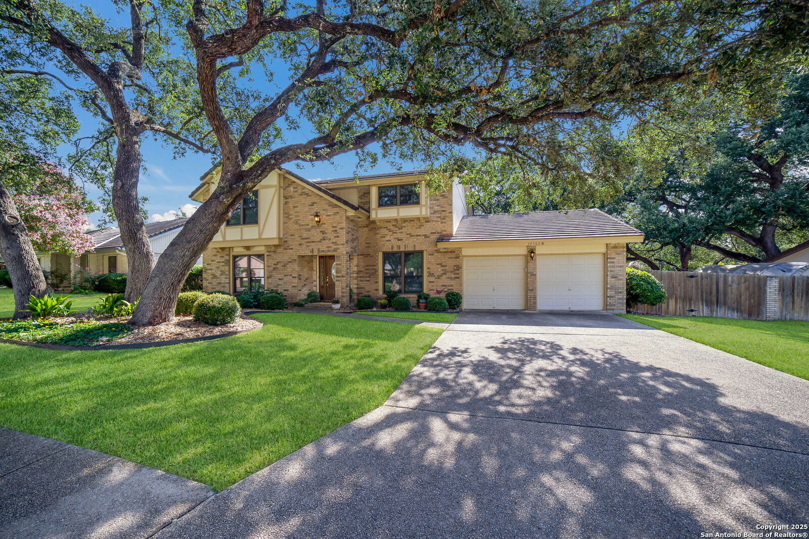 Property Photo: 19702 Encino Knoll TX 78259