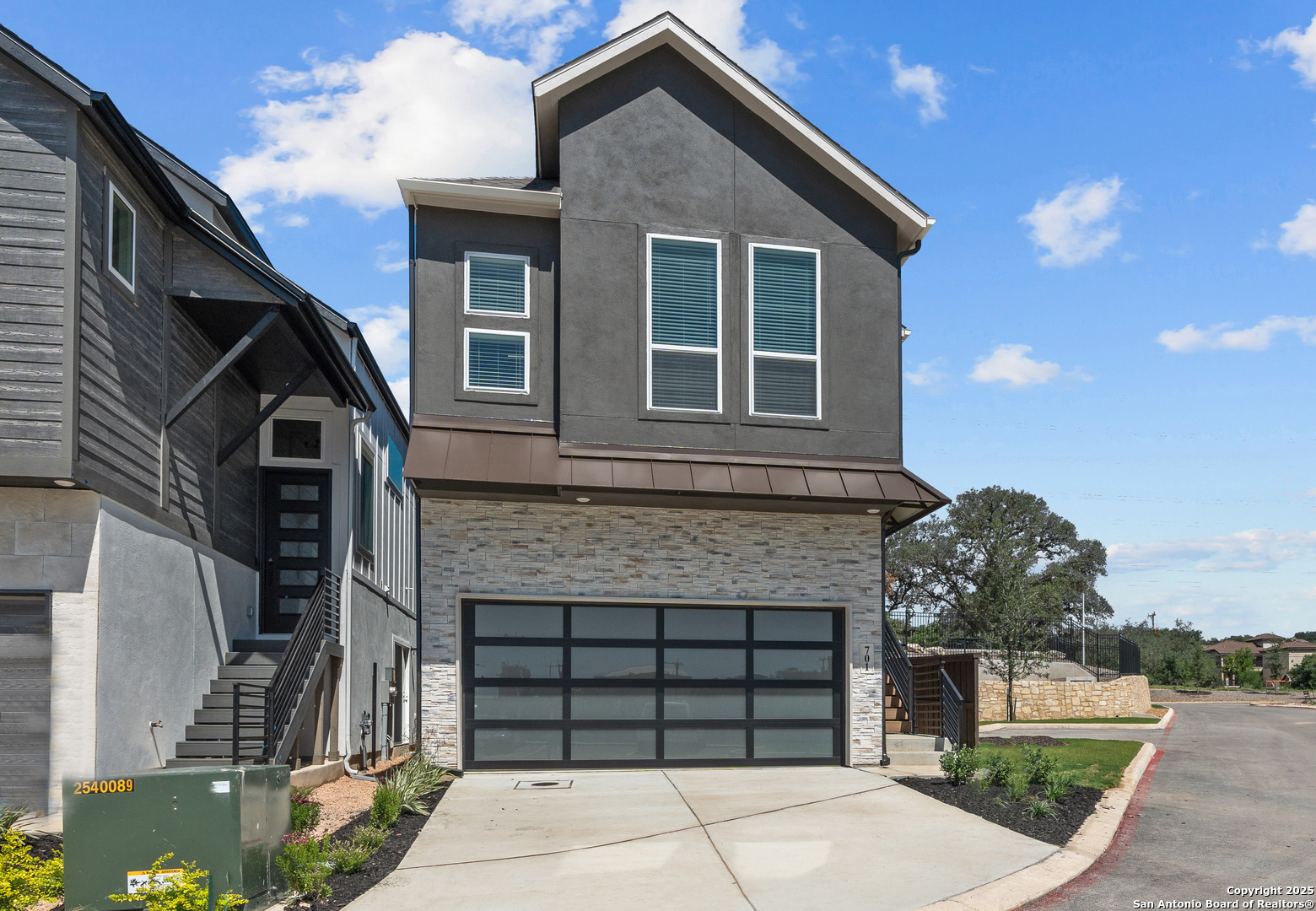 Property Photo: 20675 Huebner Rd Unit 701 TX 78258