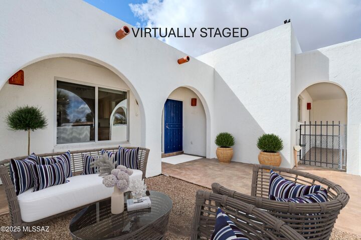 Property Photo: 1310 N Placita Parasol AZ 85614