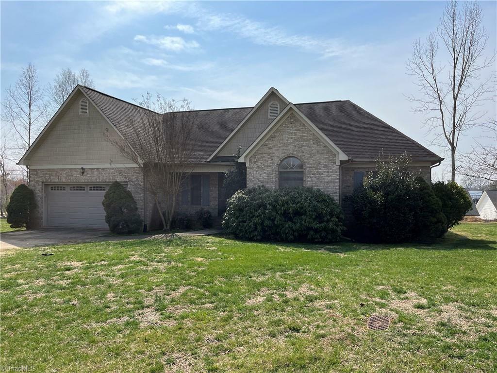 105 Salem Court  Randleman NC 27317 photo
