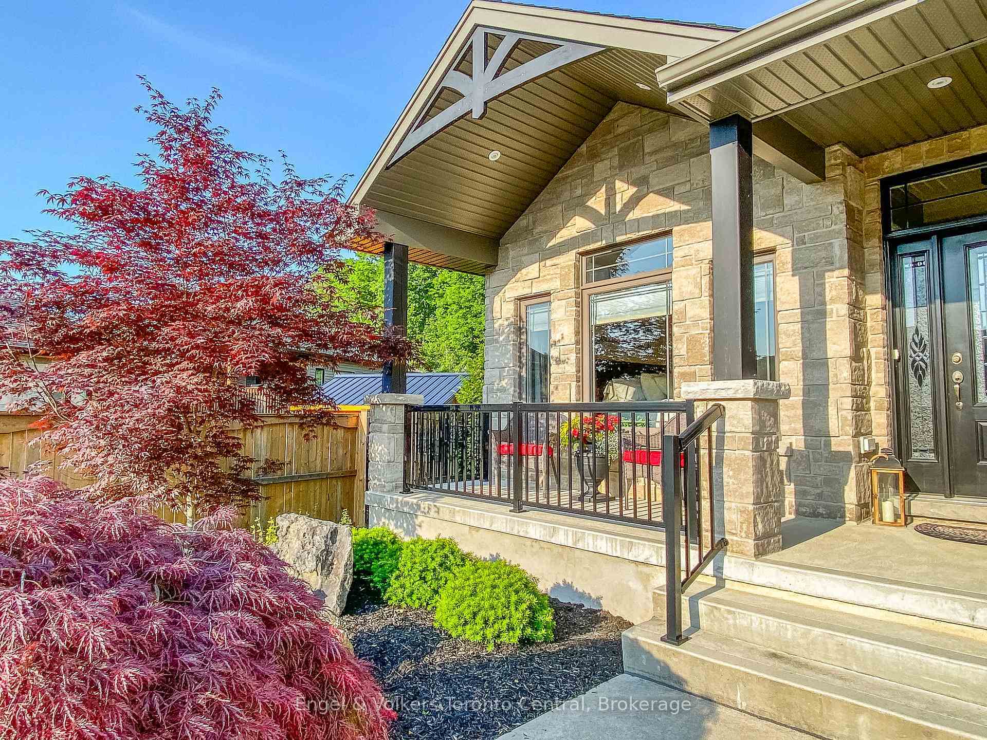Property Photo: 353 5th Avenue W ON N4K 0E4
