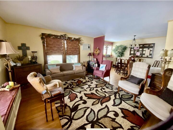 Property Photo:  308 SE 8th Ave  SD 57401 