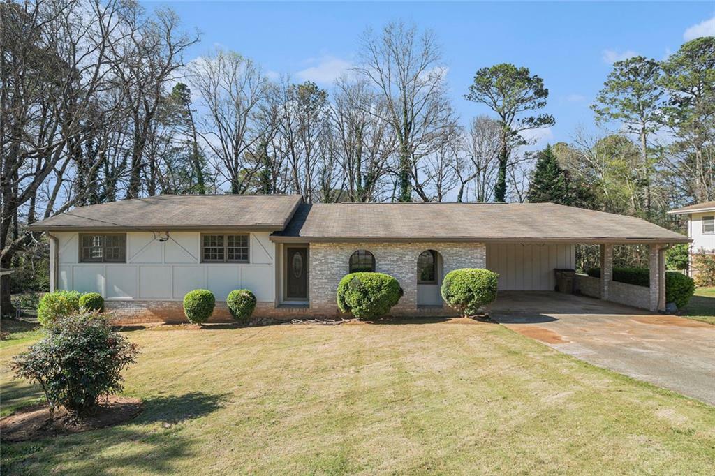 Property Photo: 803 Denise Court SW GA 30087