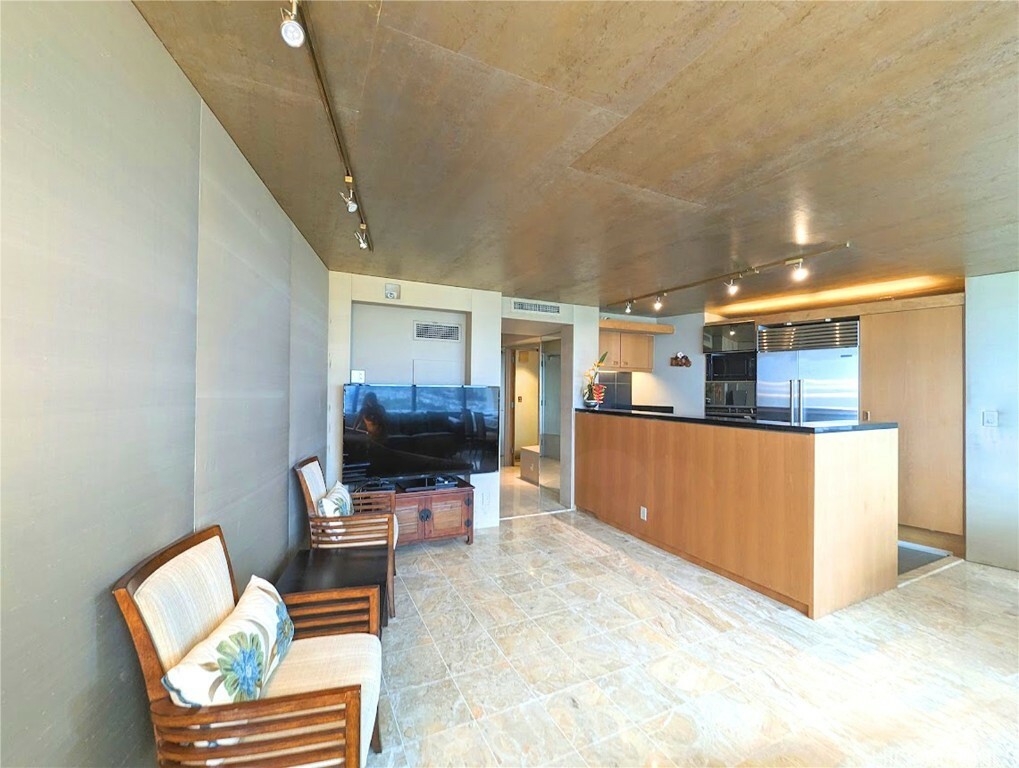 Property Photo: 1330 Ala Moana Boulevard 2006 HI 96814