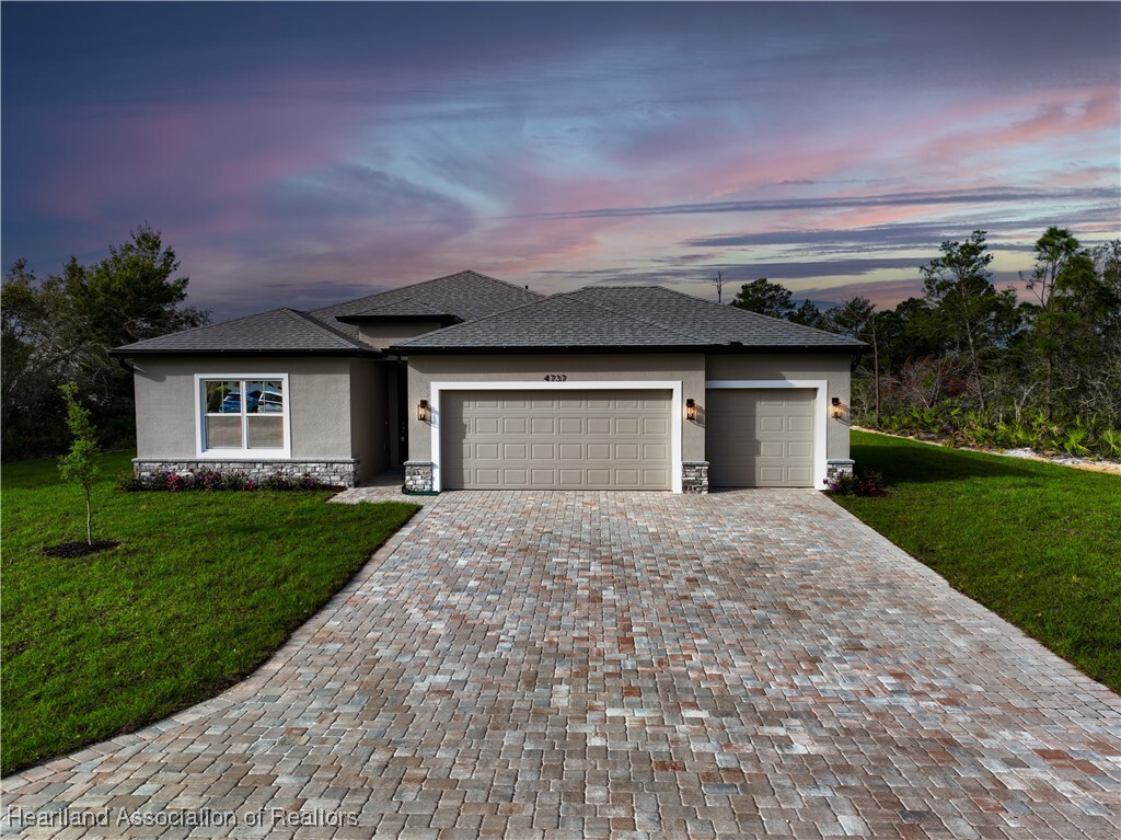 4737 Myrtle Beach Drive  Sebring FL 33872 photo
