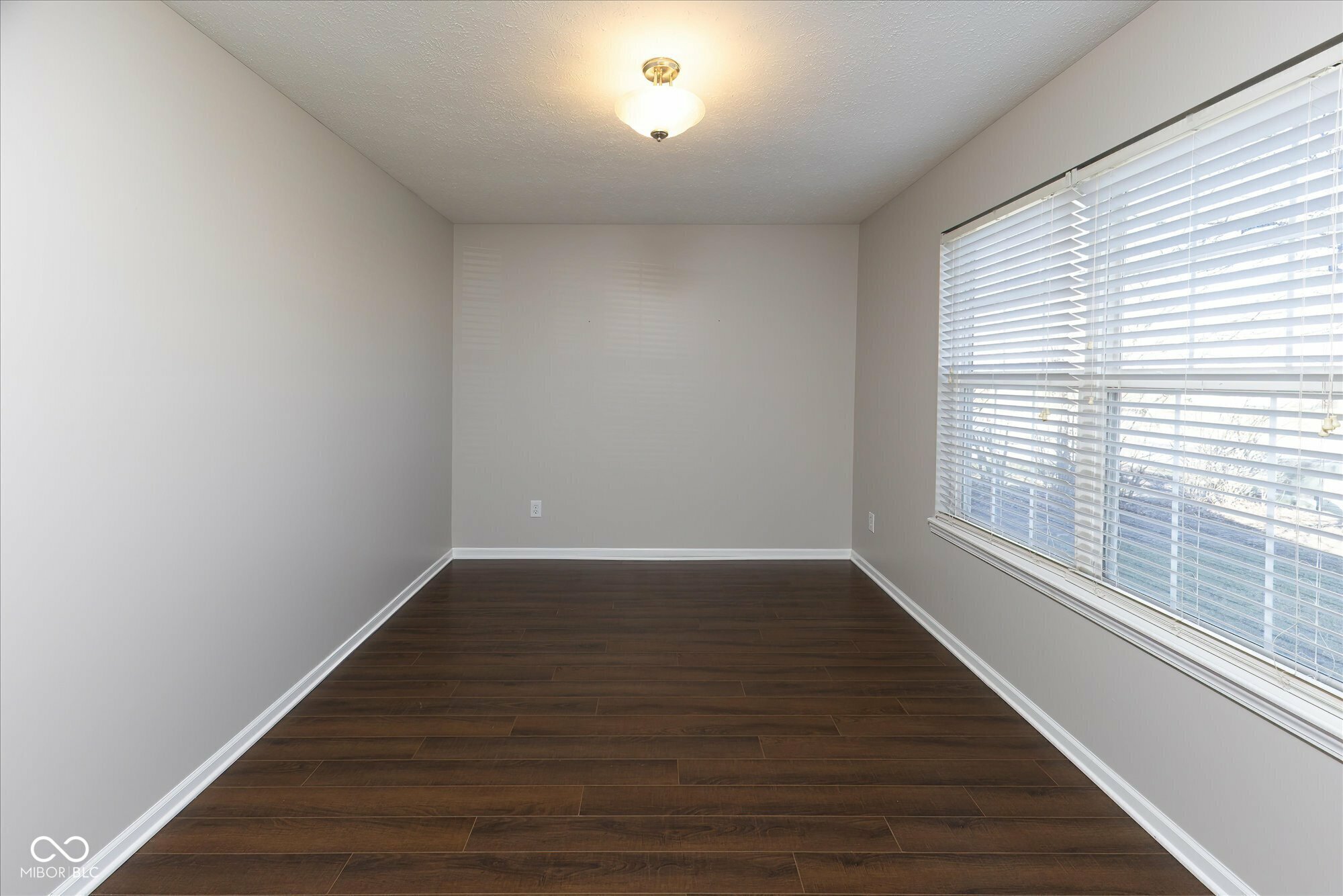 Property Photo: 6513 Kingsbury Way IN 46077