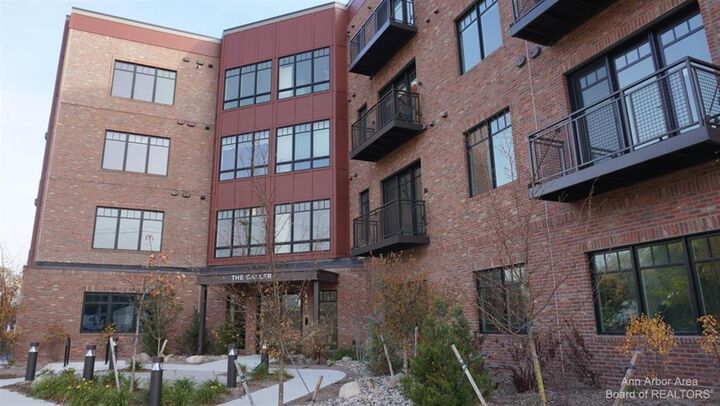 441 S Ashley Street 405  Ann Arbor MI 48103-4903 photo