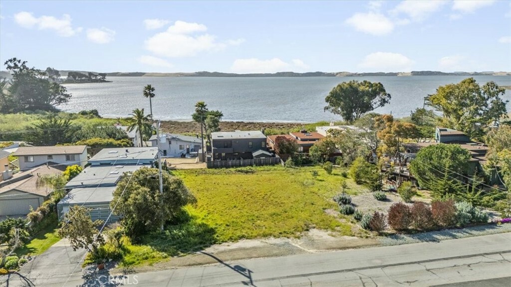 Property Photo:  1535 4th Street  CA 93402 