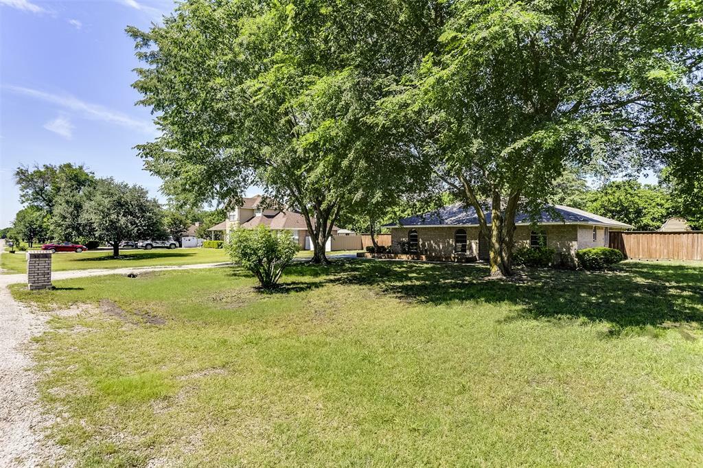 Property Photo: 107 Carol Lane TX 75154