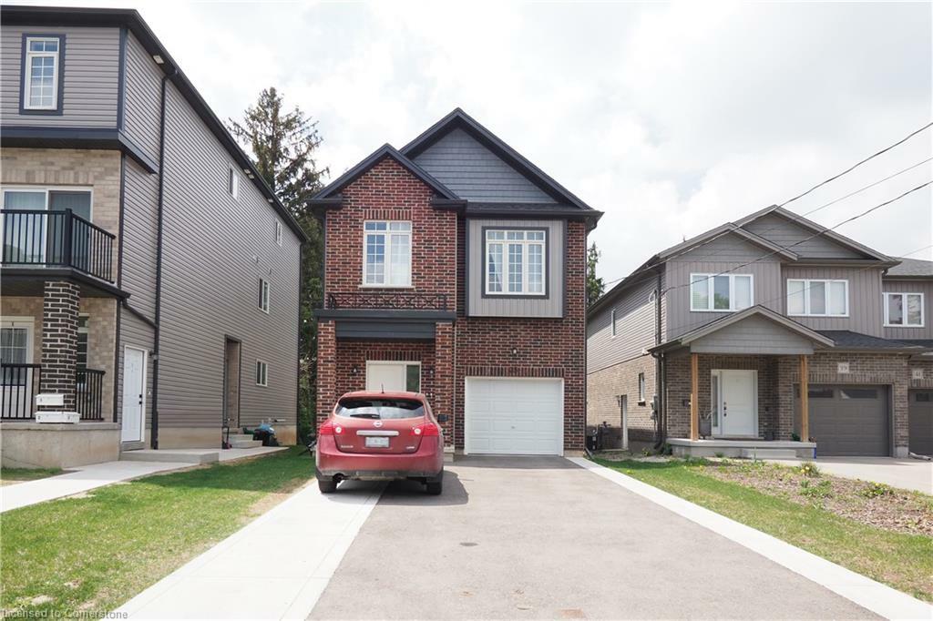 Property Photo:  35 Belmont Avenue W  ON N2M 1L2 