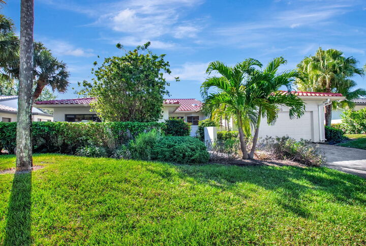 65 Bristol Drive  Boynton Beach FL 33436 photo