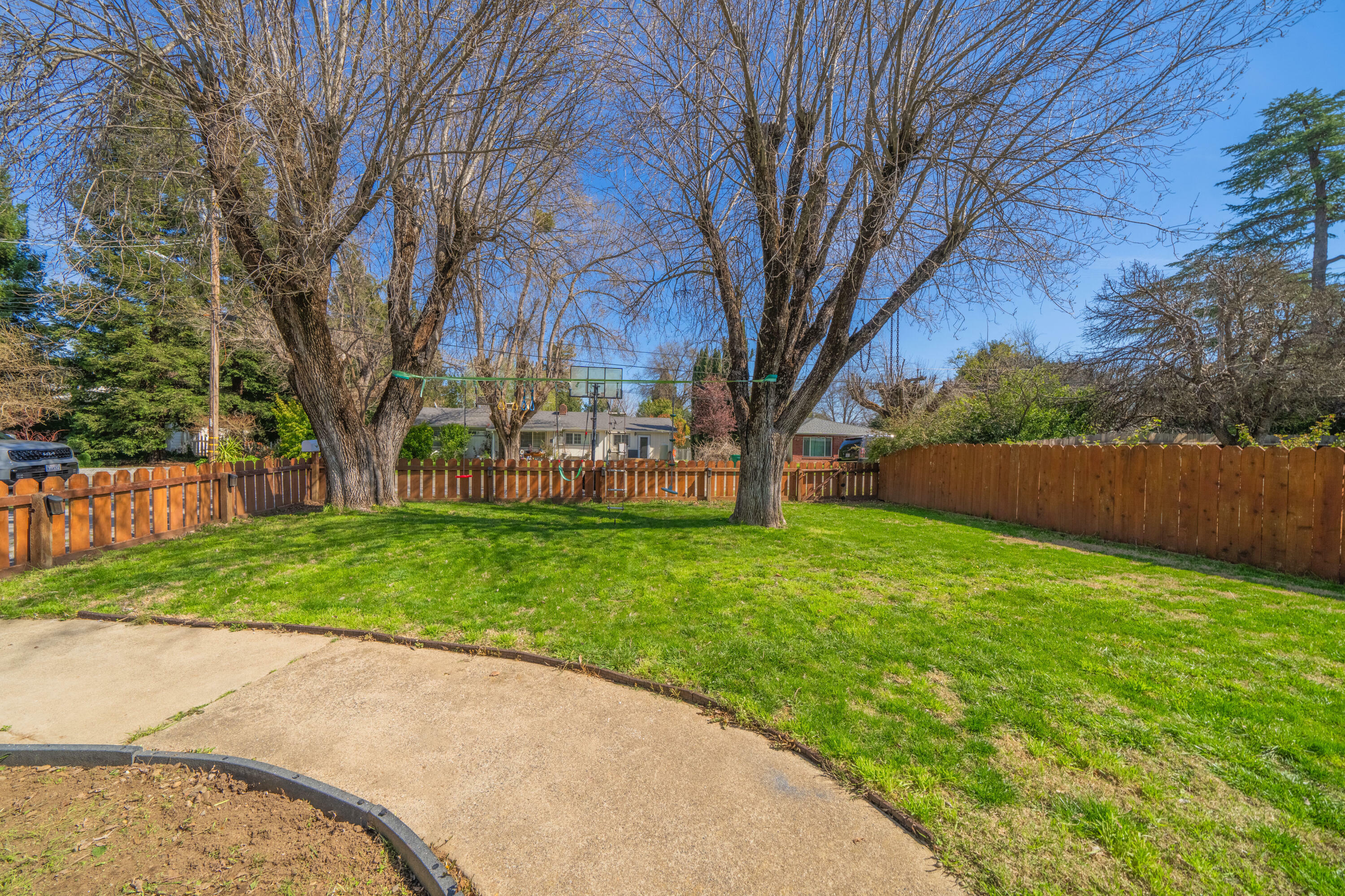 Property Photo: 2648 Tremonto Road CA 96007
