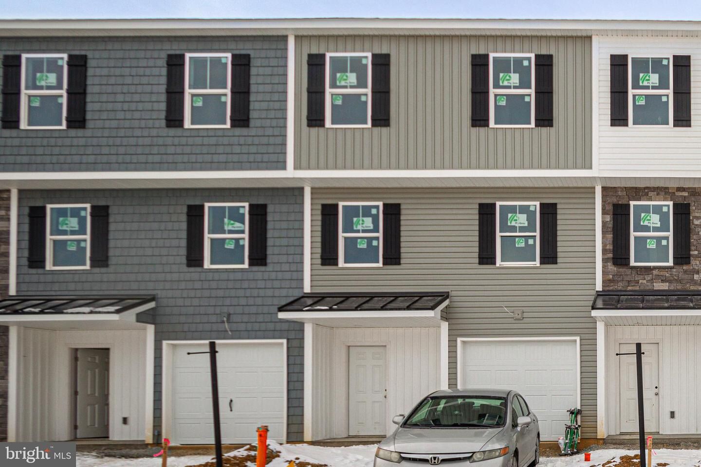 Property Photo:  5 Landing Place 5 - Model  PA 17408 