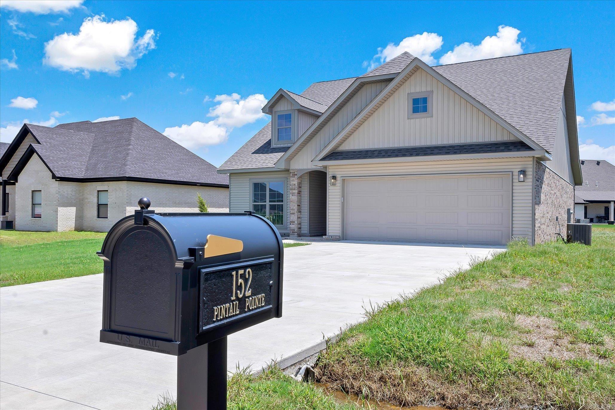Property Photo: 152 Pintail Pointe AR 72442