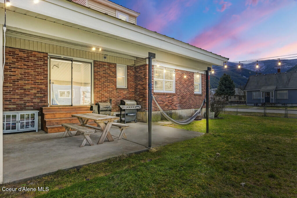 Property Photo: 102 W Mission Ave ID 83837