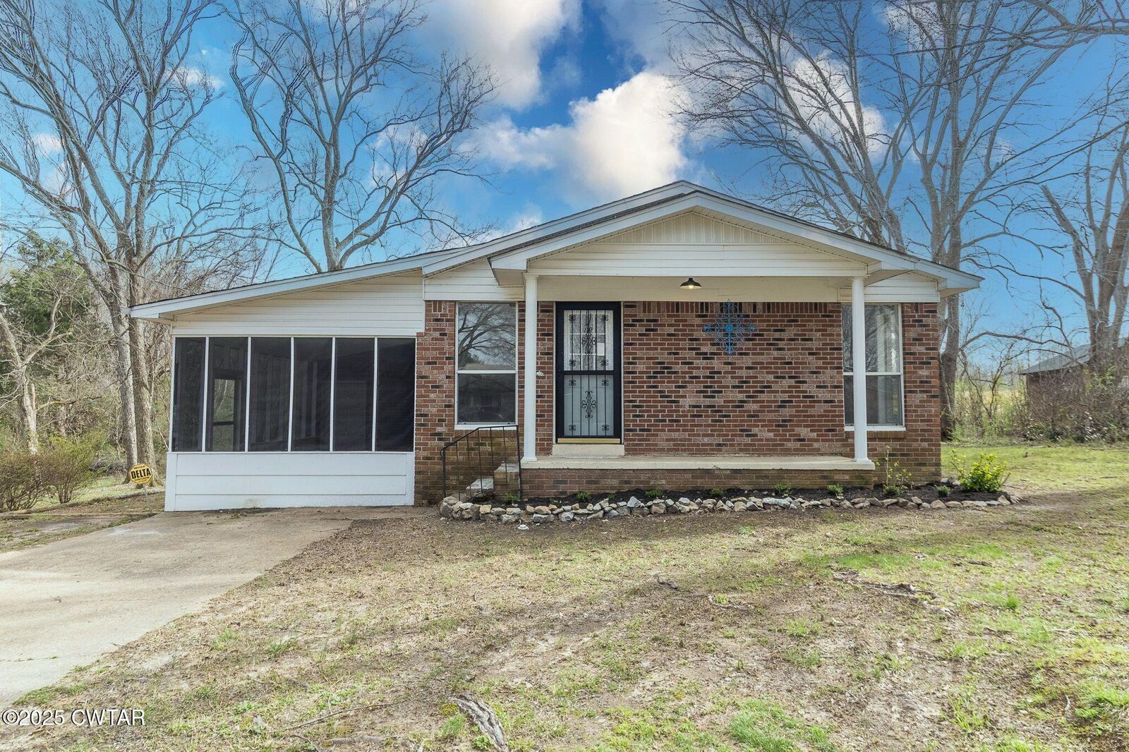 Property Photo:  752 Walnut Hill Circle  TN 38012 