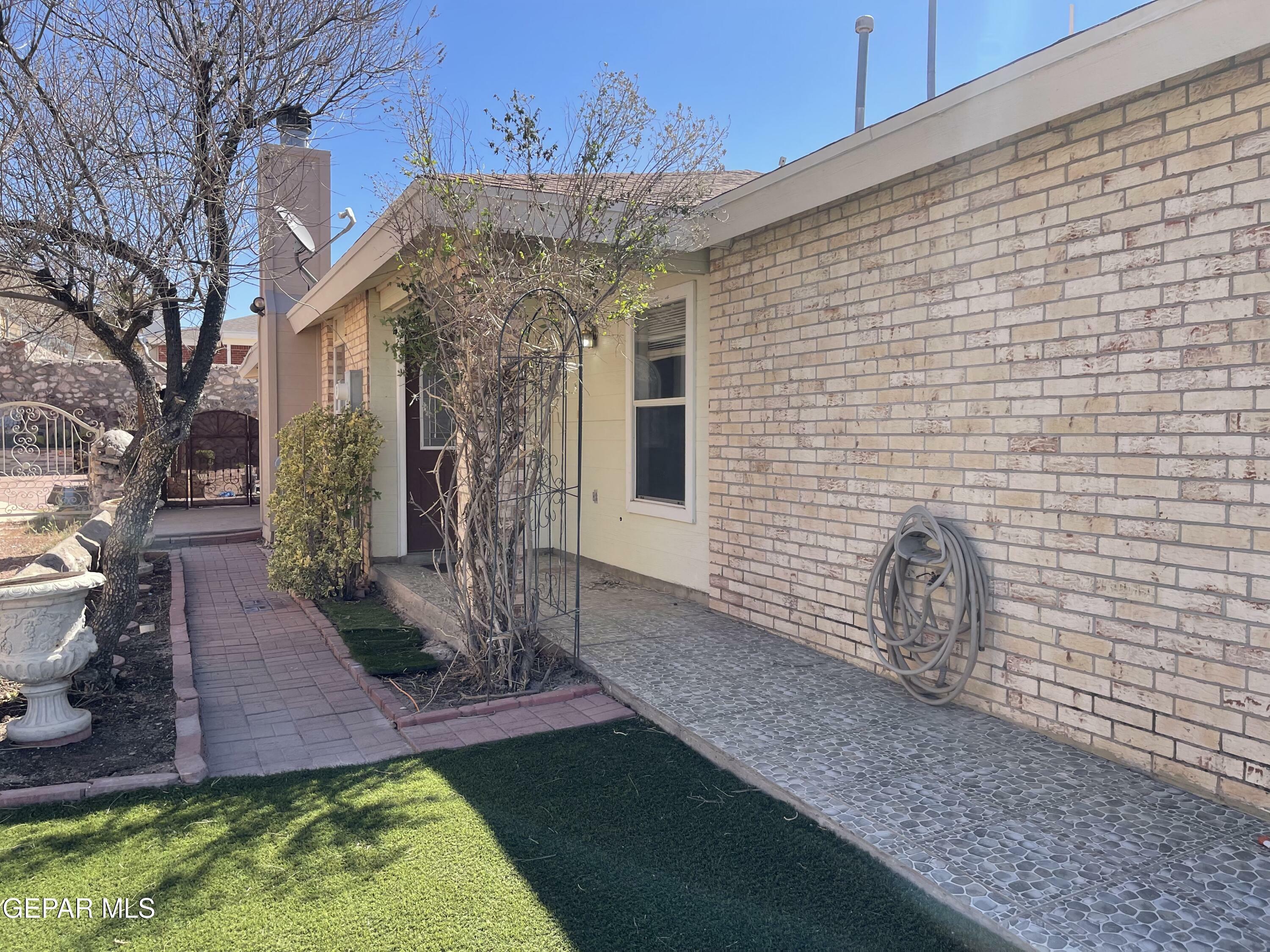 Property Photo: 7588 Plaza Taurina Drive TX 79912