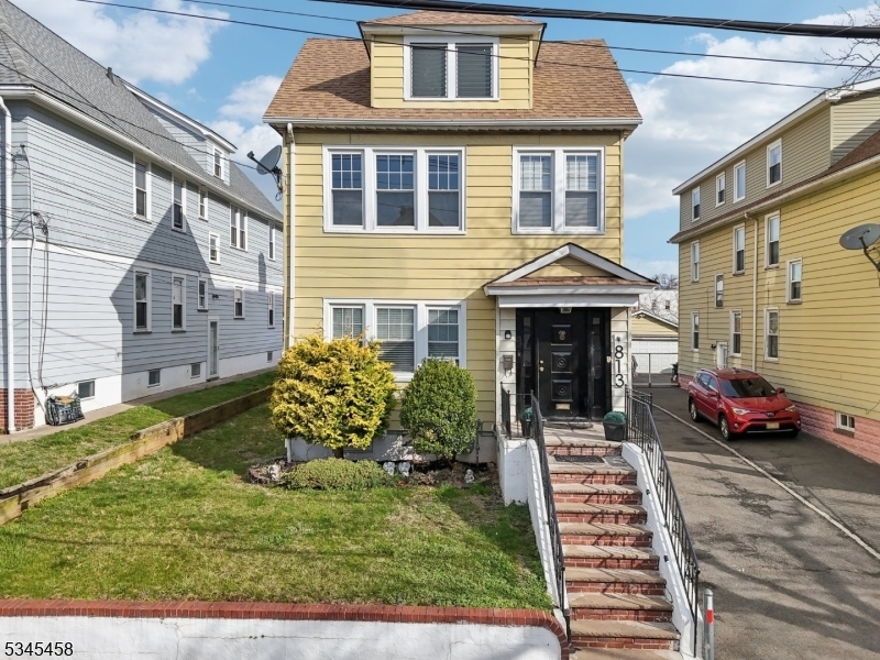 Property Photo: 813 Pennington St NJ 07202