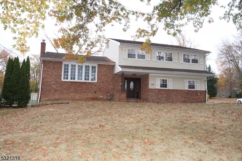 293 Oak Ridge Rd  Clark Twp. NJ 07066 photo