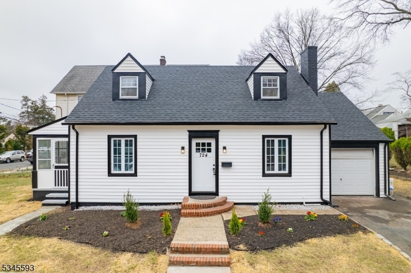 724 Lynmar Way  Union Twp. NJ 07083 photo