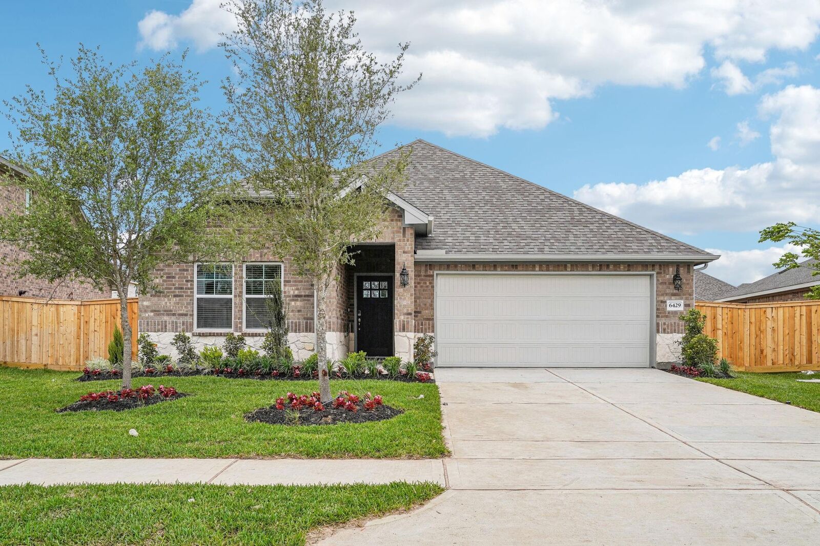 Property Photo:  6429 Green Enclave Trail  TX 77584 