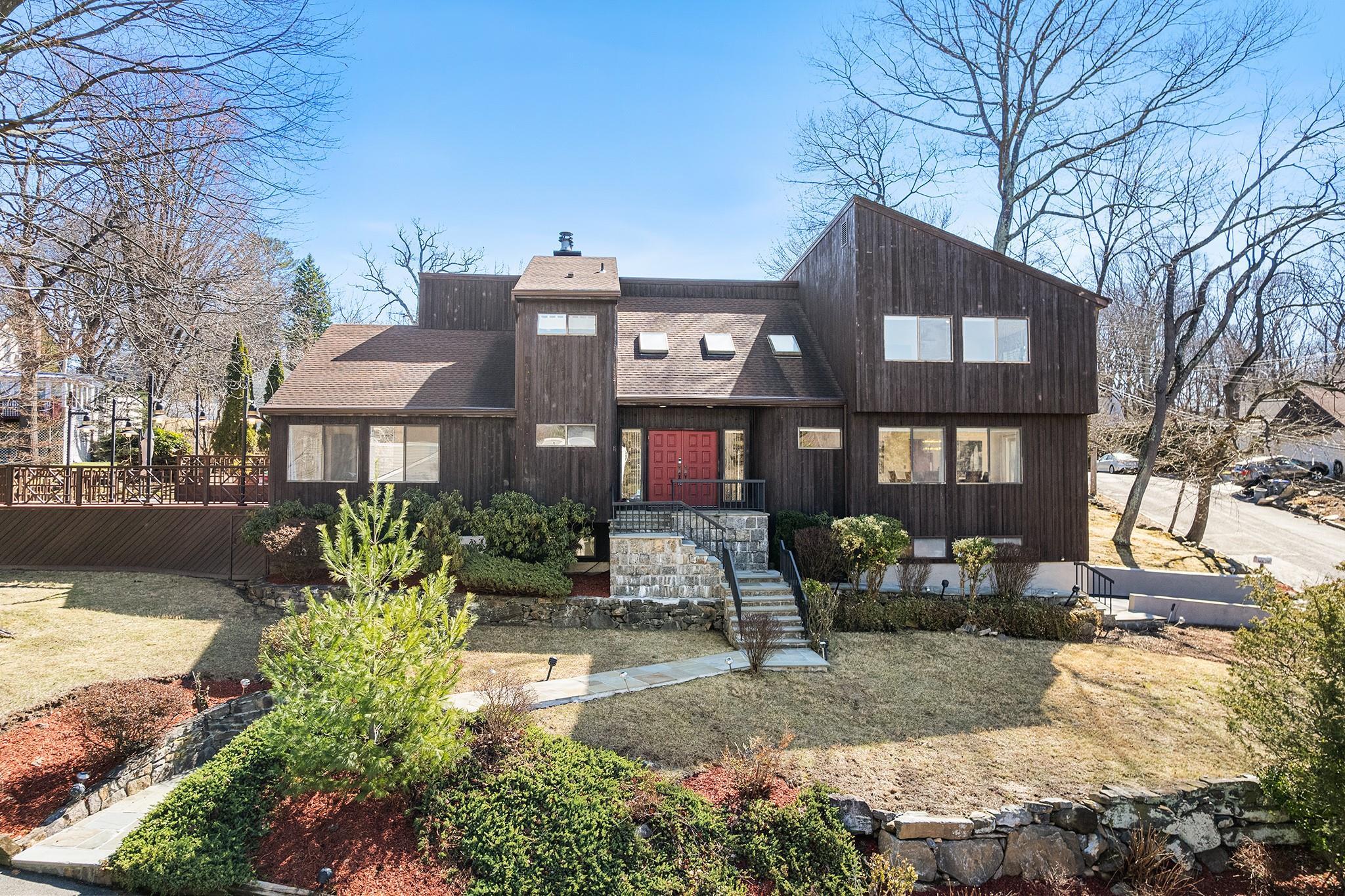 Property Photo: 10 Grove Lane NY 10502