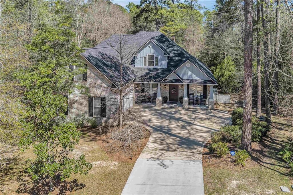 Property Photo: 7615 O'Hara Drive AL 36527