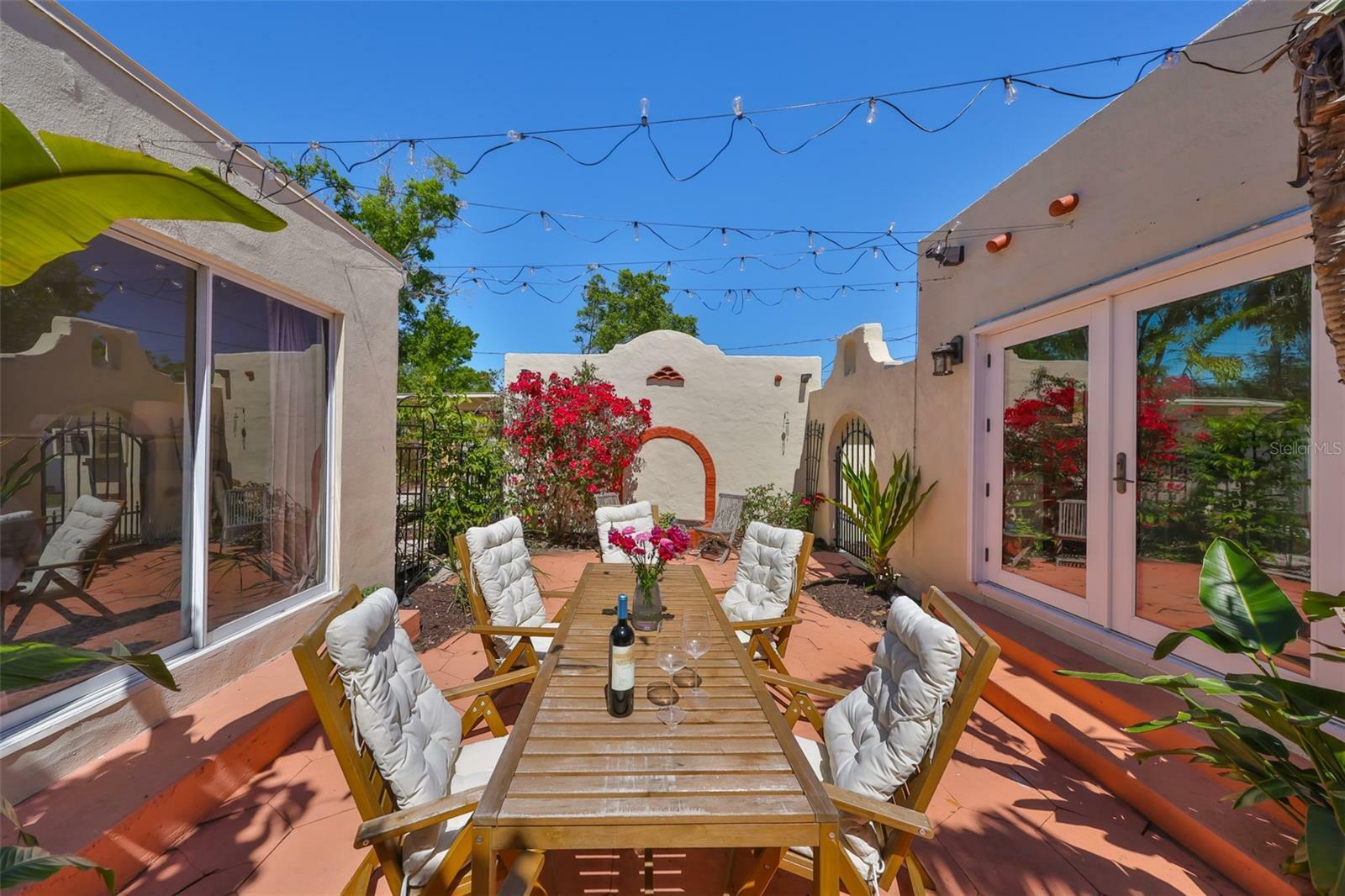 Property Photo: 4509 10th Avenue N FL 33713