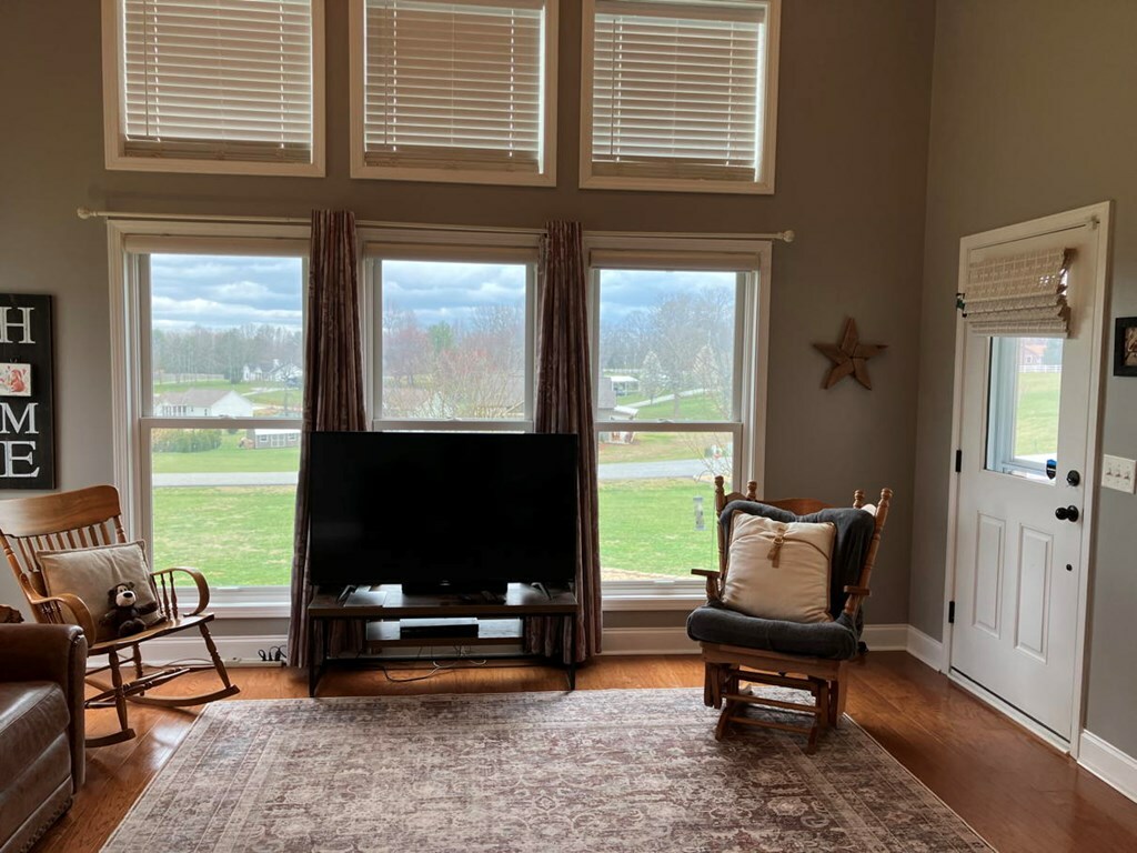 Property Photo: 24 Pauls Court GA 30512
