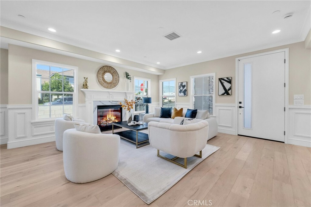 Property Photo:  6819 Oak Avenue  CA 91775 