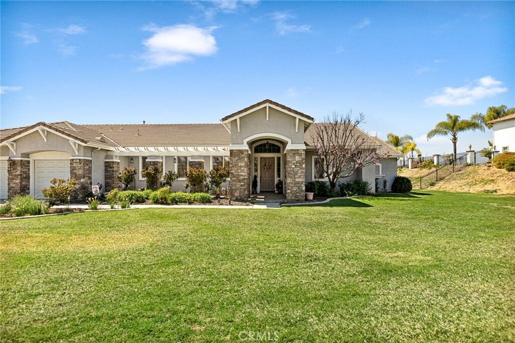 Property Photo: 2020 Horse Trail Drive CA 92373