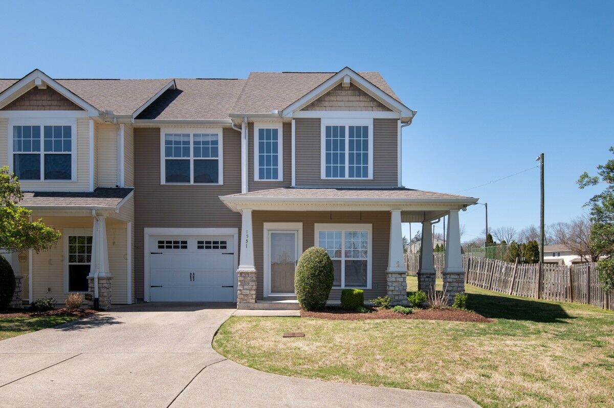 Property Photo:  1551 Lincoya Bay Dr  TN 37214 