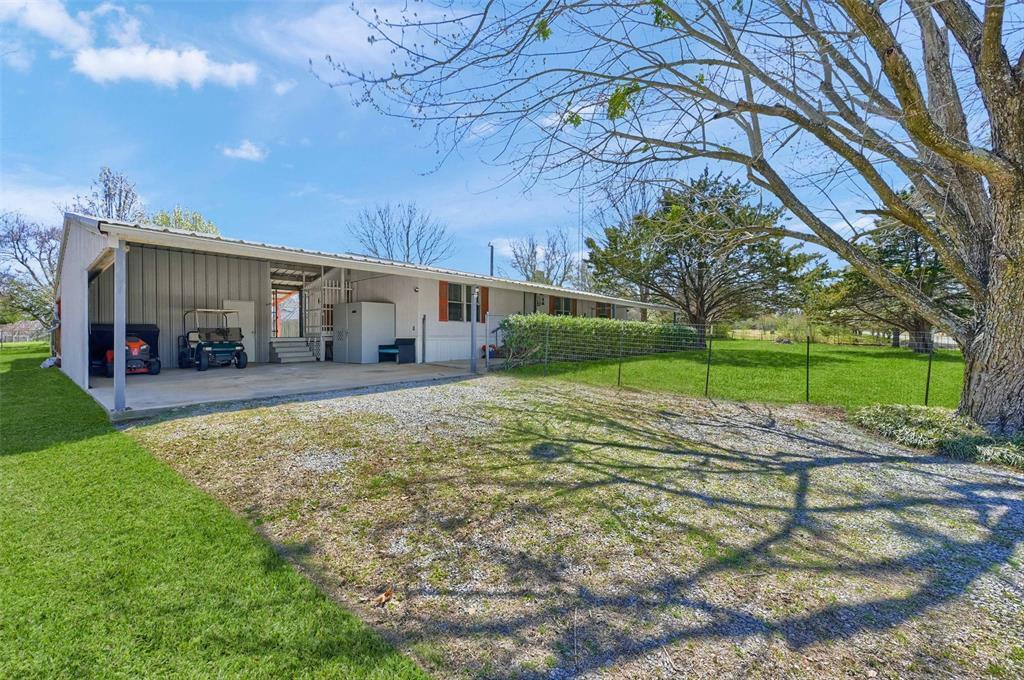 Property Photo: 238 Cottonwood Lane TX 75076
