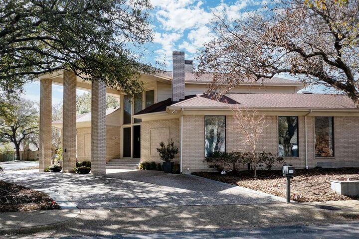 1 Queensview Court  Dallas TX 75225 photo