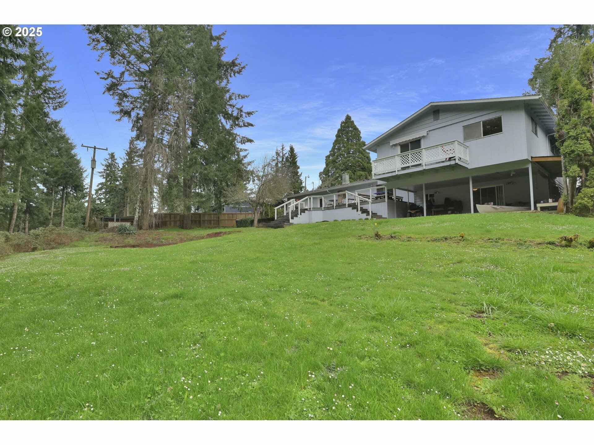 Property Photo: 85304 Nestle Way OR 97455