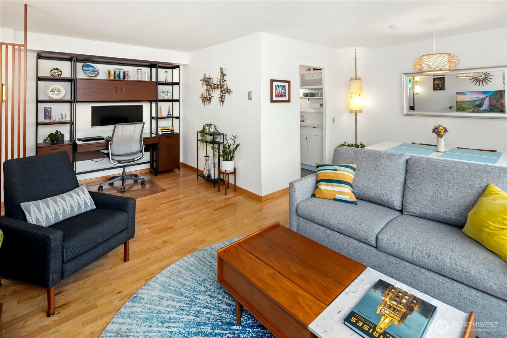 Property Photo: 1221 Minor Avenue 902 WA 98101