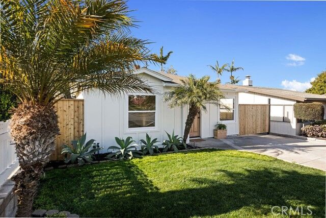 Property Photo: 34557 Calle Portola CA 92624