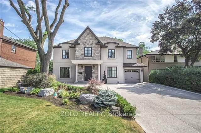 Property Photo: 304 Ridley Boulevard ON M3H 1K9